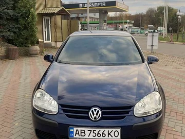 Авто Volkswagen Golf 2004 № 8147329