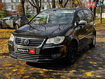 Авто Volkswagen Touran 2007 № 8147373