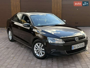 Авто Volkswagen Jetta 2013 № 8147475