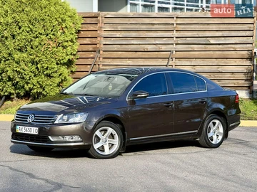 Авто Volkswagen Passat 2011 № 8147527