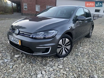 Авто Volkswagen E-Golf 2019 № 8147531