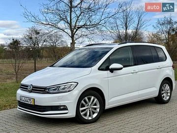 Авто Volkswagen Touran 2018 № 8147649