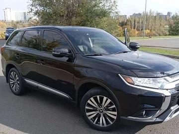 Авто Mitsubishi Outlander 2019 № 8147676