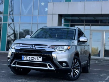Авто Mitsubishi Outlander 2020 № 8147746