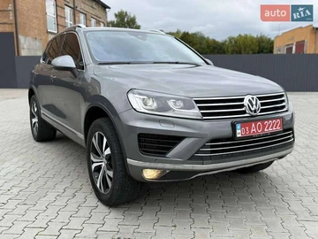 Авто Volkswagen Touareg 2017 № 8147783