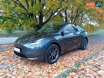Авто Tesla Model Y 2024 № 8147795