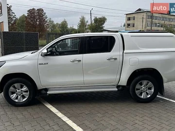 Авто Toyota Hilux 2019 № 8147801