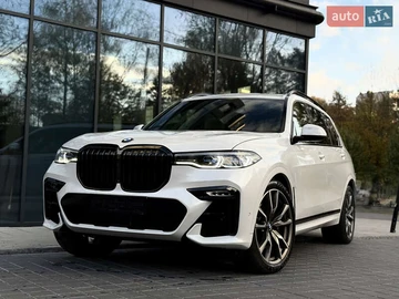 Авто BMW X7 2021 № 8147909
