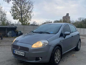 Авто Fiat Grande Punto 2010 № 8148106
