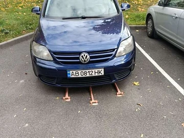 Авто Volkswagen Golf Plus 2006 № 8148113