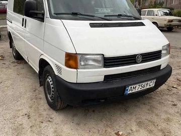 Авто Volkswagen Transporter 2000 № 8148235