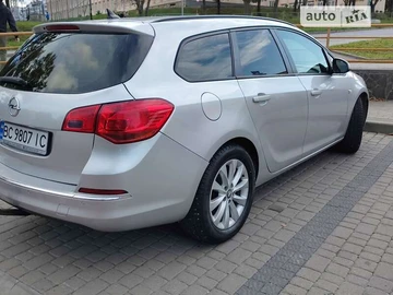 Авто Opel Astra 2014 № 8148273