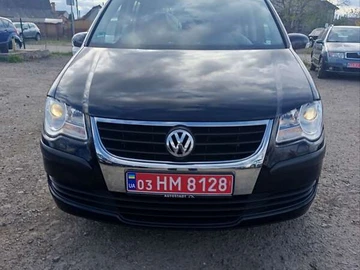 Авто Volkswagen Touran 2008 № 8148281