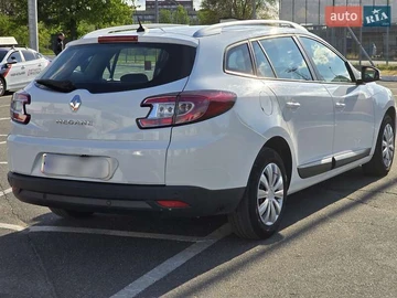 Авто Renault Megane 2011 № 8148424
