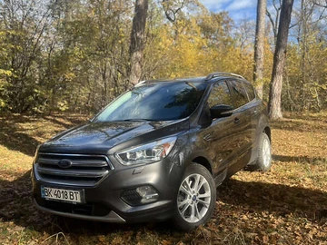 Авто Ford Kuga 2016 № 8149030