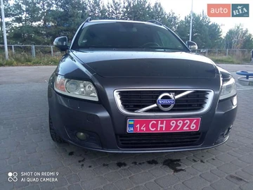 Авто Volvo V50 2010 № 8149123