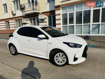 Авто Toyota Yaris 2022 № 8149360