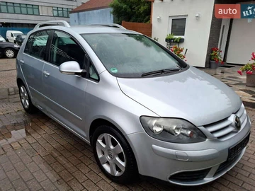 Авто Volkswagen Golf Plus 2008 № 8149412