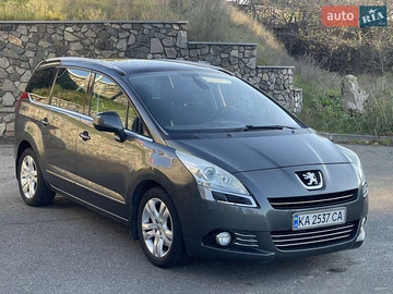Авто Peugeot 5008 2011 № 8149485