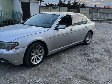 Авто BMW 7 Series 2004 № 8149497