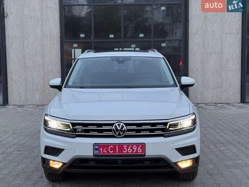 Авто Volkswagen Tiguan 2018 № 8149619
