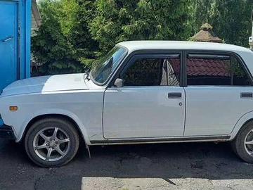 Авто ВАЗ 2107 2003 № 8149628