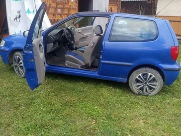 Авто Volkswagen Polo 2000 № 8149644