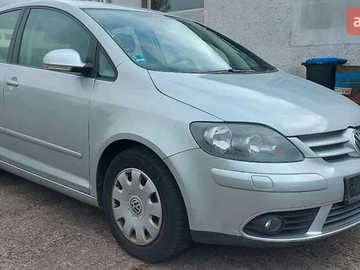 Авто Volkswagen Golf Plus 2007 № 8149665