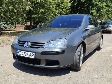 Авто Volkswagen Golf 2004 № 8149768