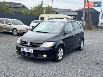 Авто Volkswagen Golf Plus 2008 № 8149776
