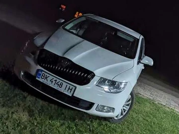 Авто Skoda Superb 2011 № 8149863