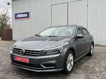 Авто Volkswagen Passat 2018 № 8149900