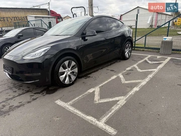 Авто Tesla Model Y 2023 № 8149940