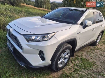 Авто Toyota Rav4 2021 № 8149949