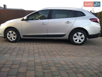 Авто Renault Megane 2011 № 8150188