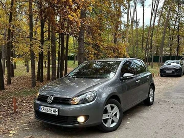 Авто Volkswagen Golf 2010 № 8150198