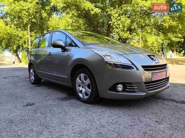 Авто Peugeot 5008 2012 № 8150208