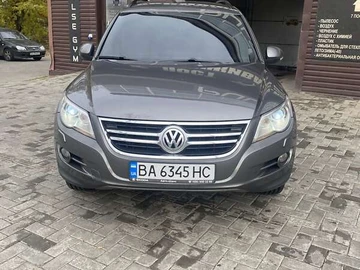 Авто Volkswagen Tiguan 2010 № 8150231