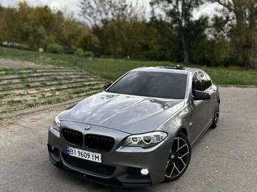 Авто BMW 5 Series 2012 № 8150349