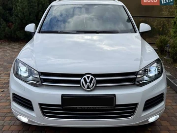Авто Volkswagen Touareg 2014 № 8150387