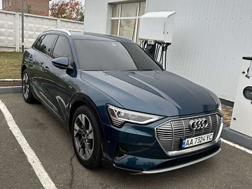 Авто Audi E-Tron 2019 № 8150493