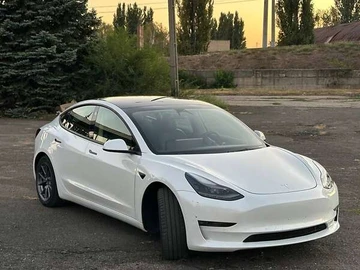 Авто Tesla Model 3 2022 № 8151037