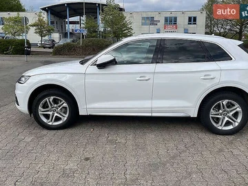 Авто Audi Q5 2017 № 8151126