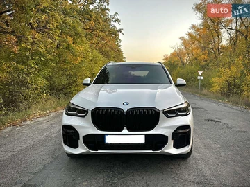 Авто BMW X5 2023 № 8151188