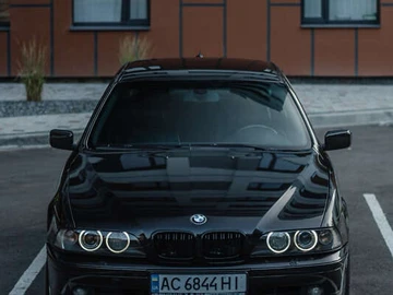 Авто BMW 5 Series 2002 № 8151640
