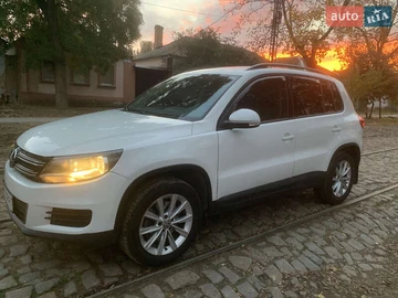 Авто Volkswagen Tiguan 2015 № 8151768