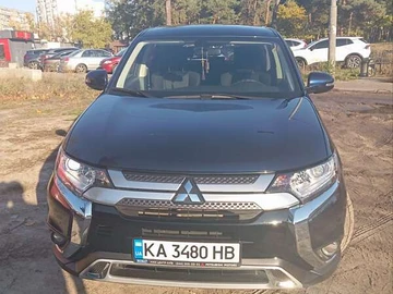 Авто Mitsubishi Outlander 2021 № 8151977