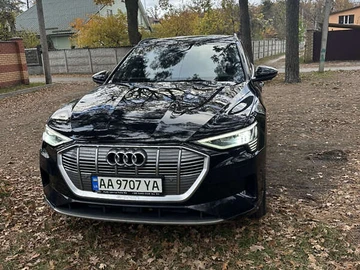 Авто Audi E-Tron 2019 № 8152097