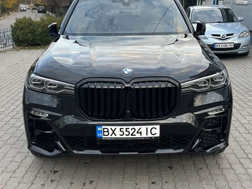 Авто BMW X7 2021 № 8152123
