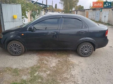 Авто Chevrolet Aveo 2005 № 8152217
